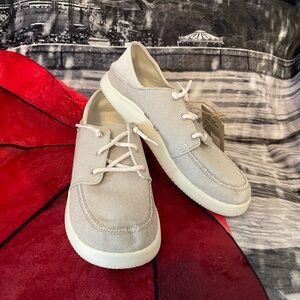 Chaco Women’s Chillos Sneakers